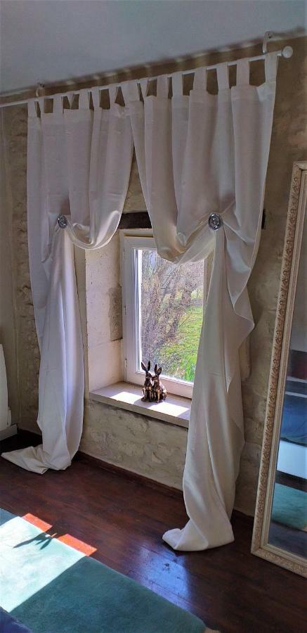 Saint-Jean-dʼAngély Maison Lavande Bed & Breakfast エクステリア 写真