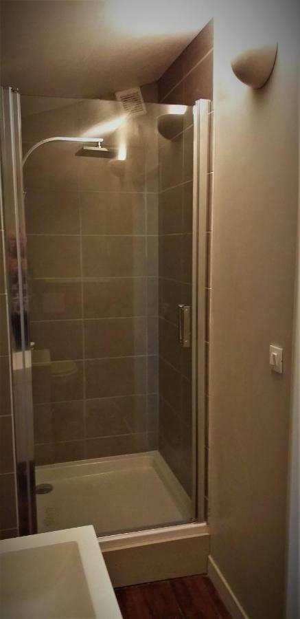 Saint-Jean-dʼAngély Maison Lavande Bed & Breakfast エクステリア 写真